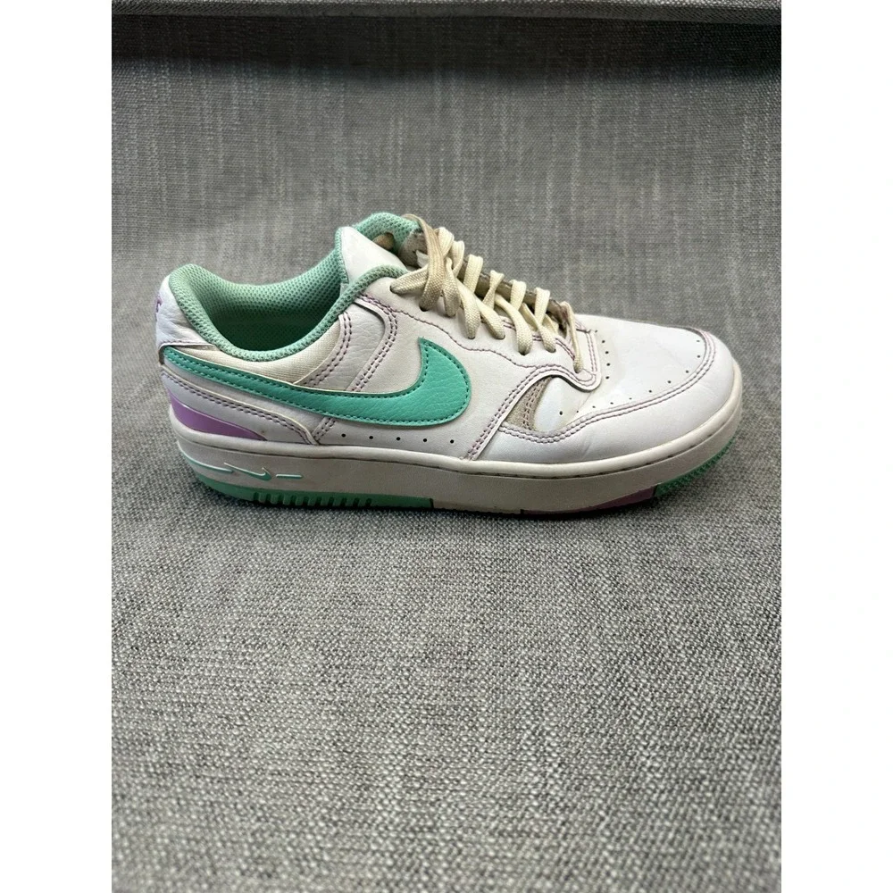 Nike Gamma Force FN7109-100 Womens 7.5 Athletic Shoes White Emerald Rise Sneaker